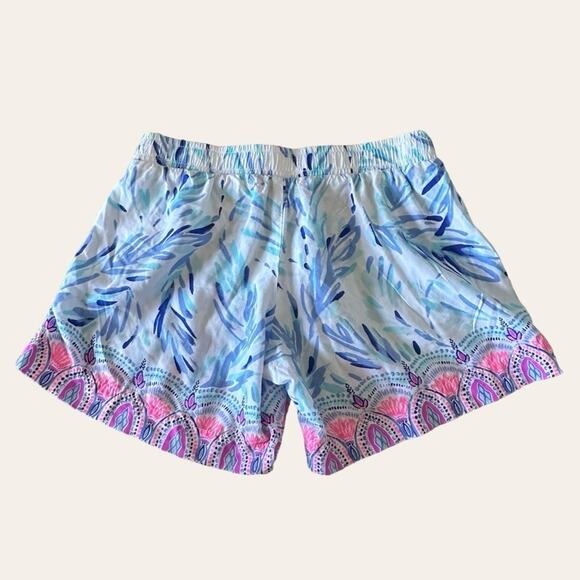 Lilly Pulitzer Katia Short Flock Together Engineered Shorts - Picture 2 of 7